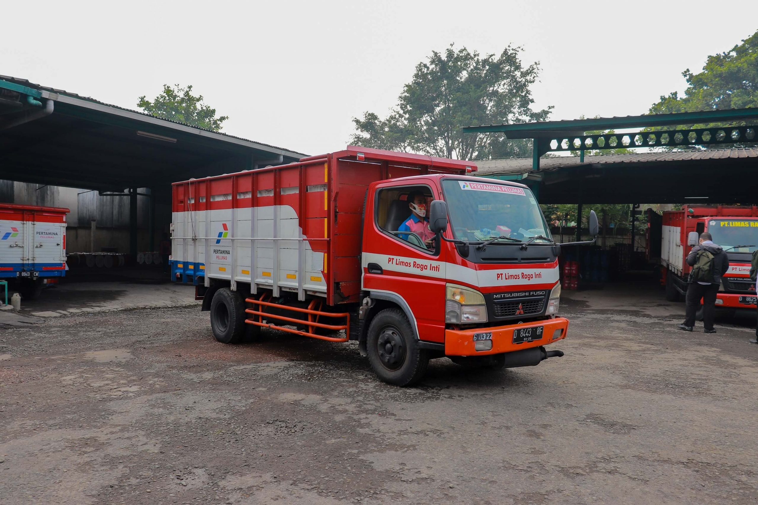 Armada pengiriman LPG Limasraga